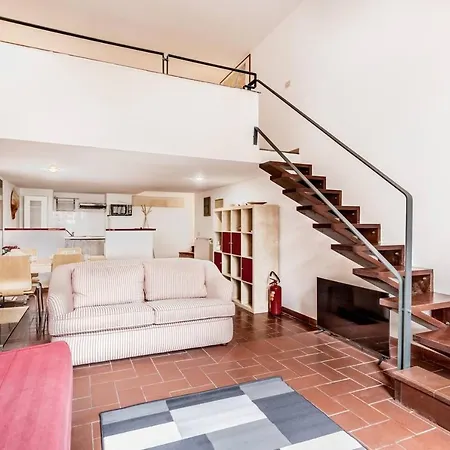 Lägenhet Loft La Scala In Trastevere *